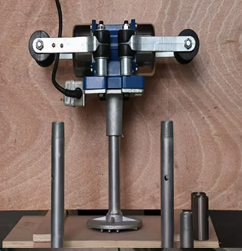 BOSCH Electric Vibrator for Induction Furnace Lining Image 2